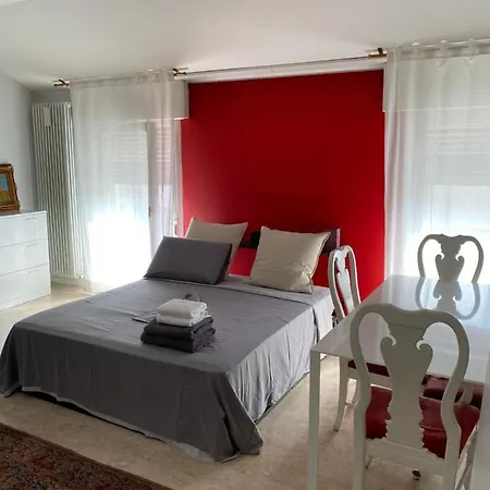 Ihg S.tommaso Apartment Treviso